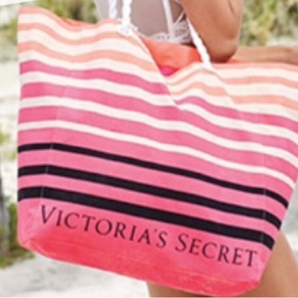 Victoria’s Secret 2017 Beach Tote - Picture 3 of 6